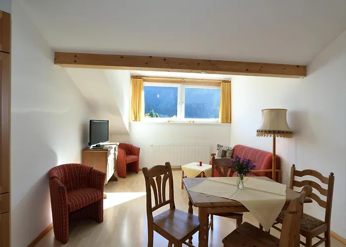 Apartamento In Zugspitz Arena Near Cycle Path Bichlbach